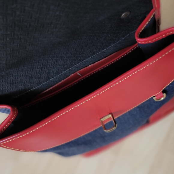 Dooney & Bourke Backpack ⢠Mini Bag ⢠Dark Denim ⢠Red Leather ⢠Vintage Purse - Picture 3 of 6